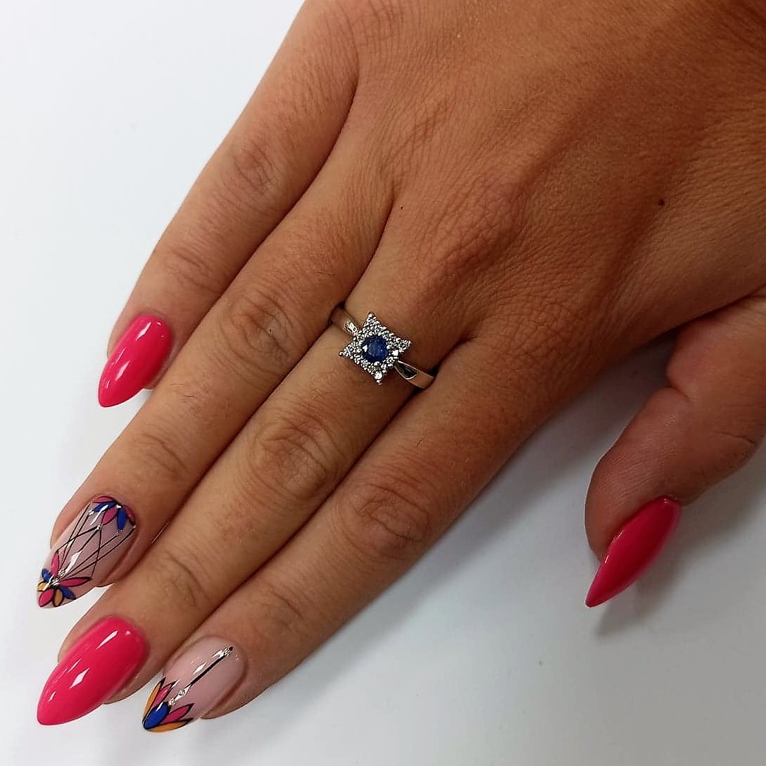 Złoty pierścionek z szafirem i brylantami 0,18 ct - obrazek 3